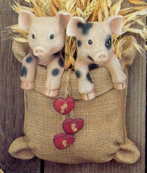 pigs on burlap wall sack