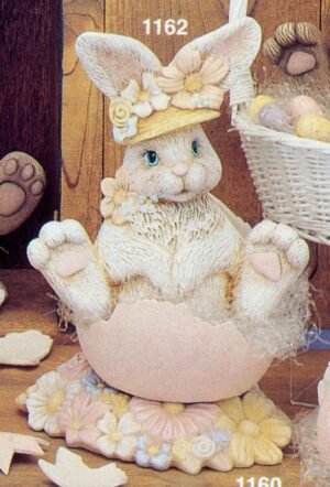 bunny w/cracked egg/base