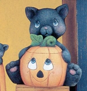cat w/pumpkin