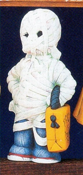 trick or treat mummy