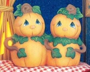 happy pumpkin couple