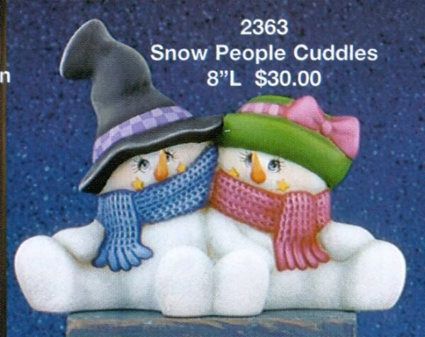snow people cuddles