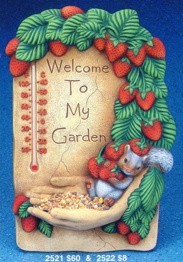 giving hands squirrel plaque